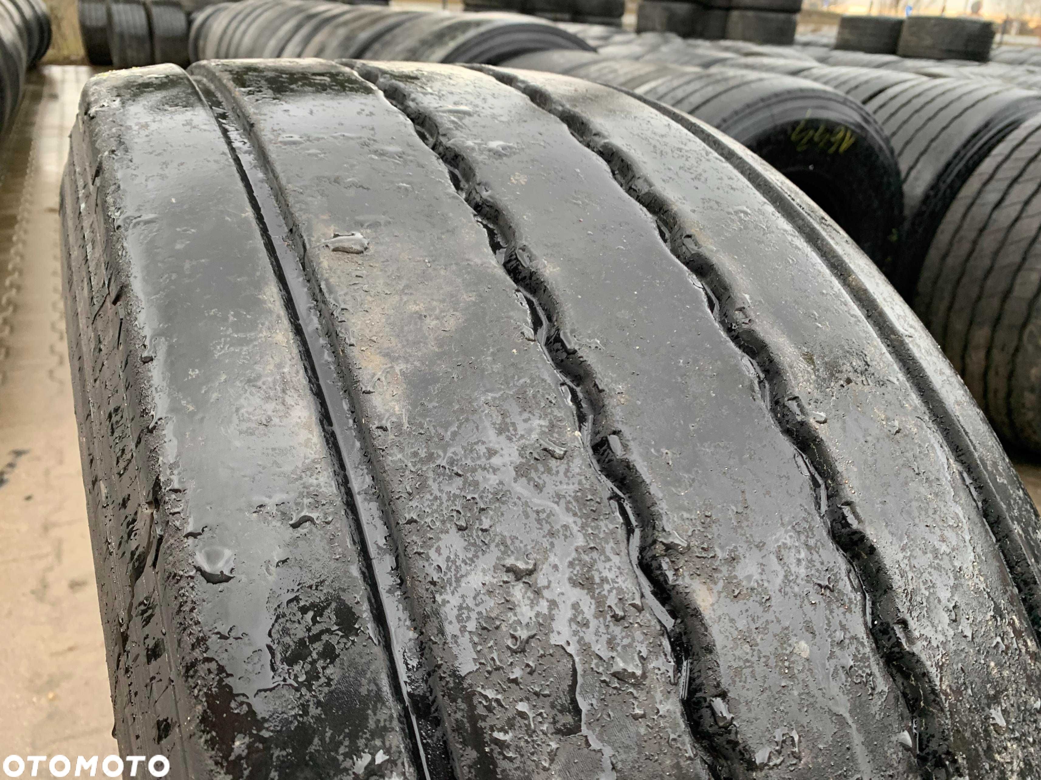 385/55R22.5 Opona SEMPERIT RUNNER T2 7-9mm Naczepa T 2 - 2