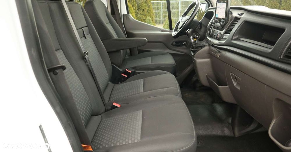 Ford Transit - 15