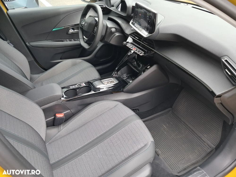 Peugeot 208 e-208 Allure Pack - 24