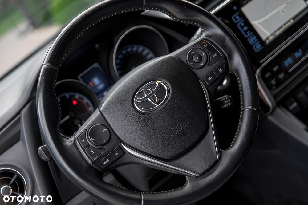Toyota Auris 1.2 Turbo Design Edition - 16