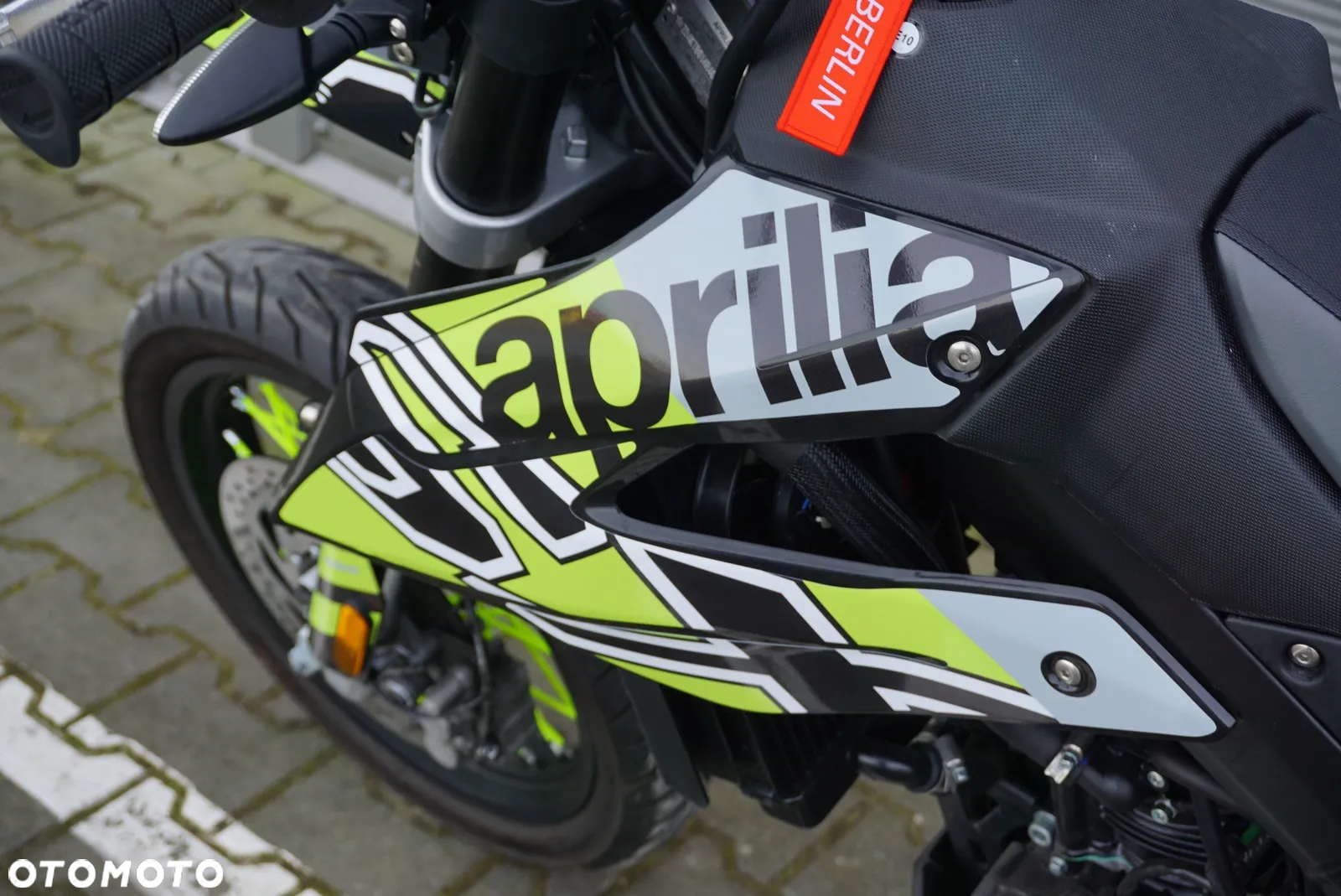 Aprilia SX - 18