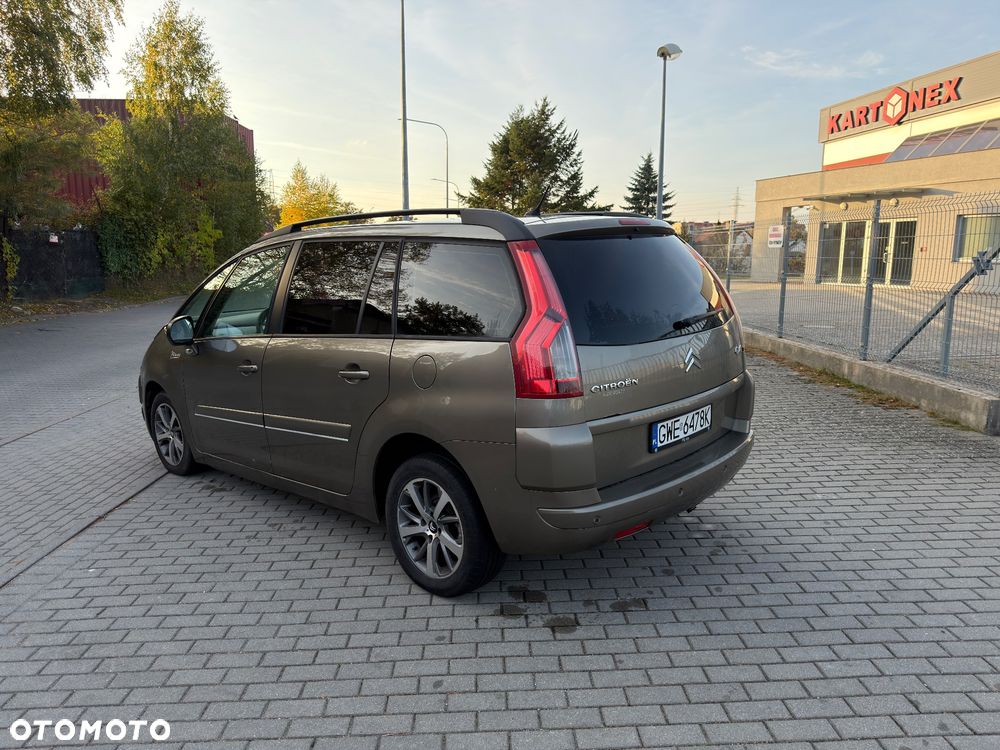 Citroen C4 2010 photo 4