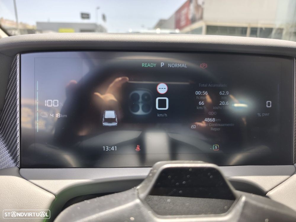 MG MG4 64 kWh Luxury - 7
