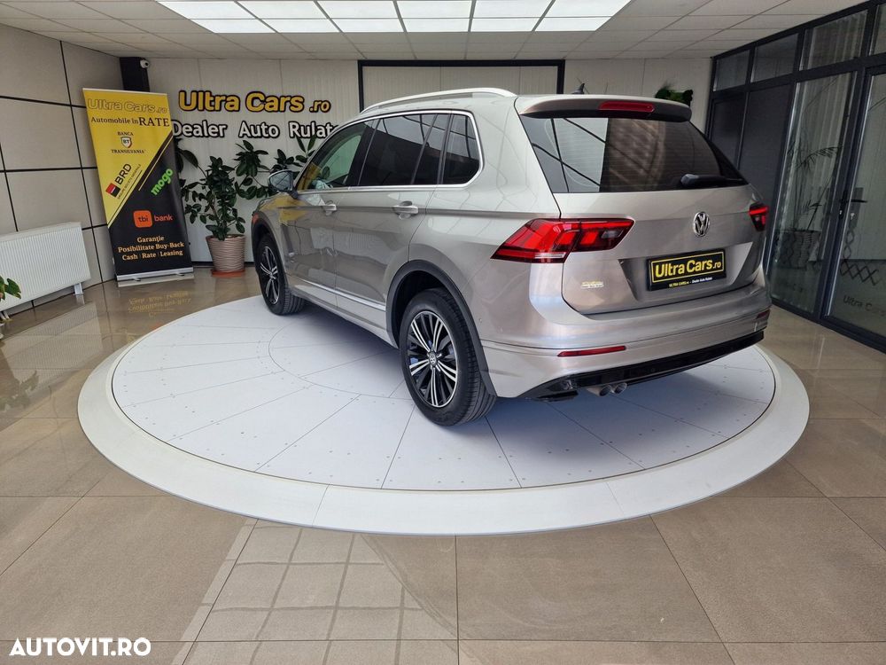 Volkswagen Tiguan - 4