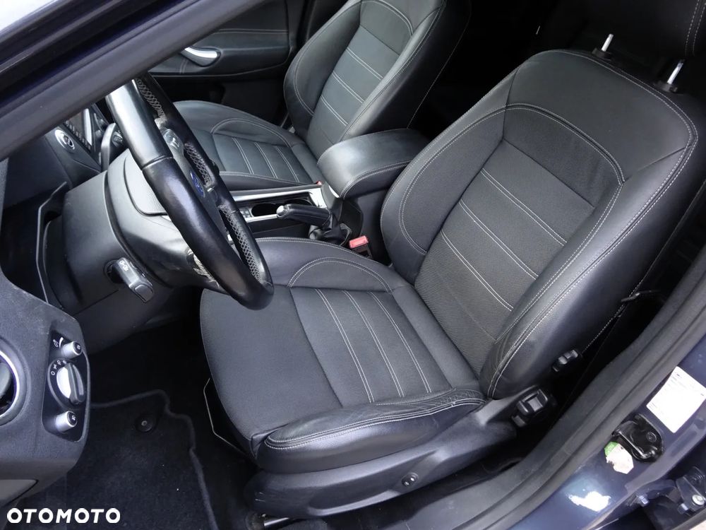 Ford Mondeo 2.0 TDCi Titanium X - 24