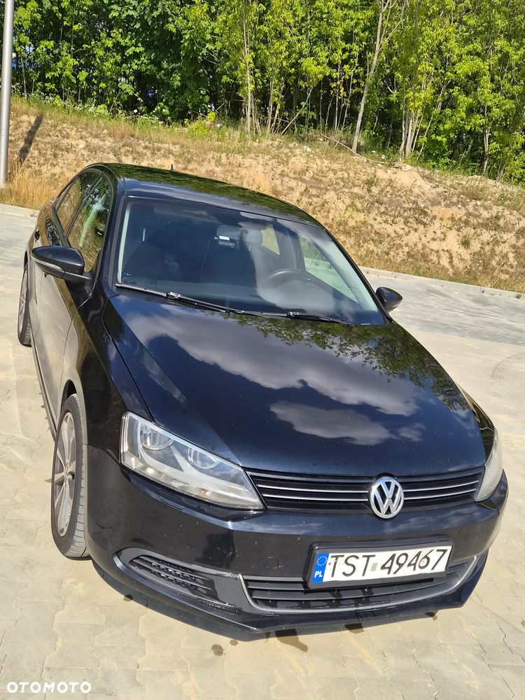 Volkswagen Jetta 1.6 TDI Trendline - 3