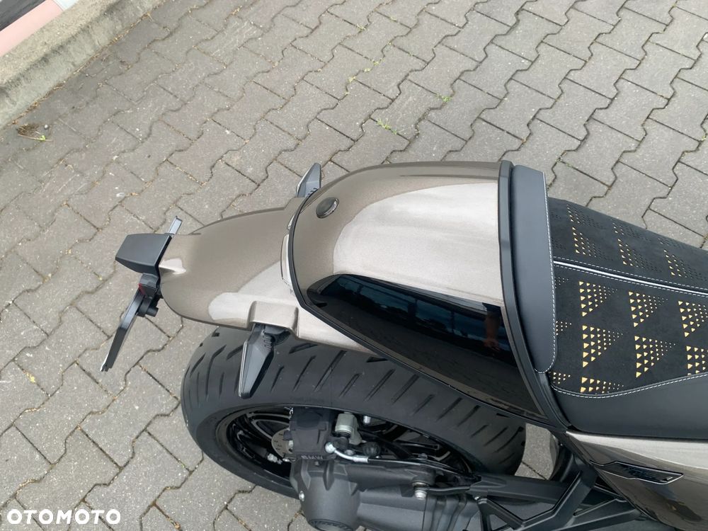 BMW R - 22