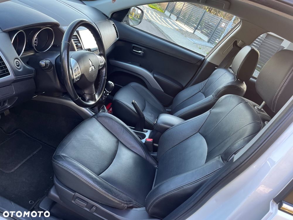 Mitsubishi Outlander 2.2 DID Intense + 4WD - 13