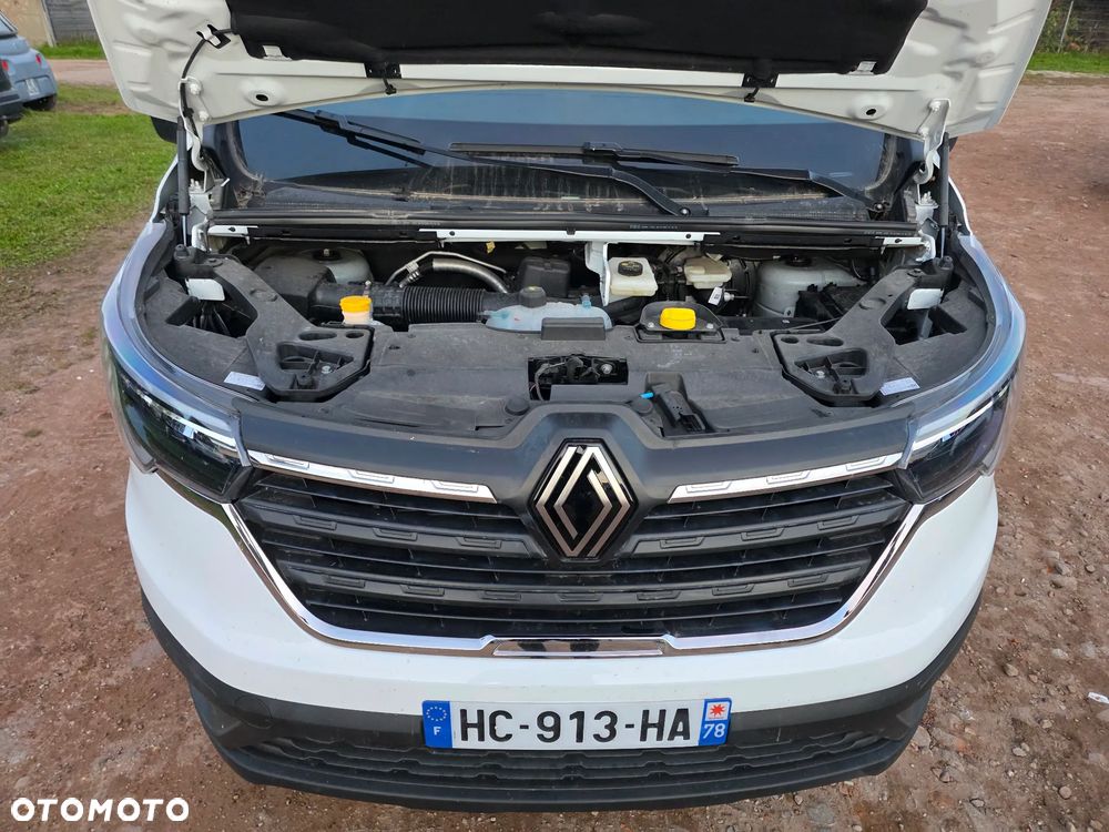 Renault Trafic - 21