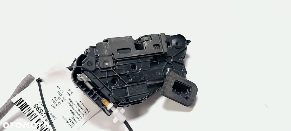 ZAMEK DRZWI LP SKODA KAROQ 5TB837015 - 5