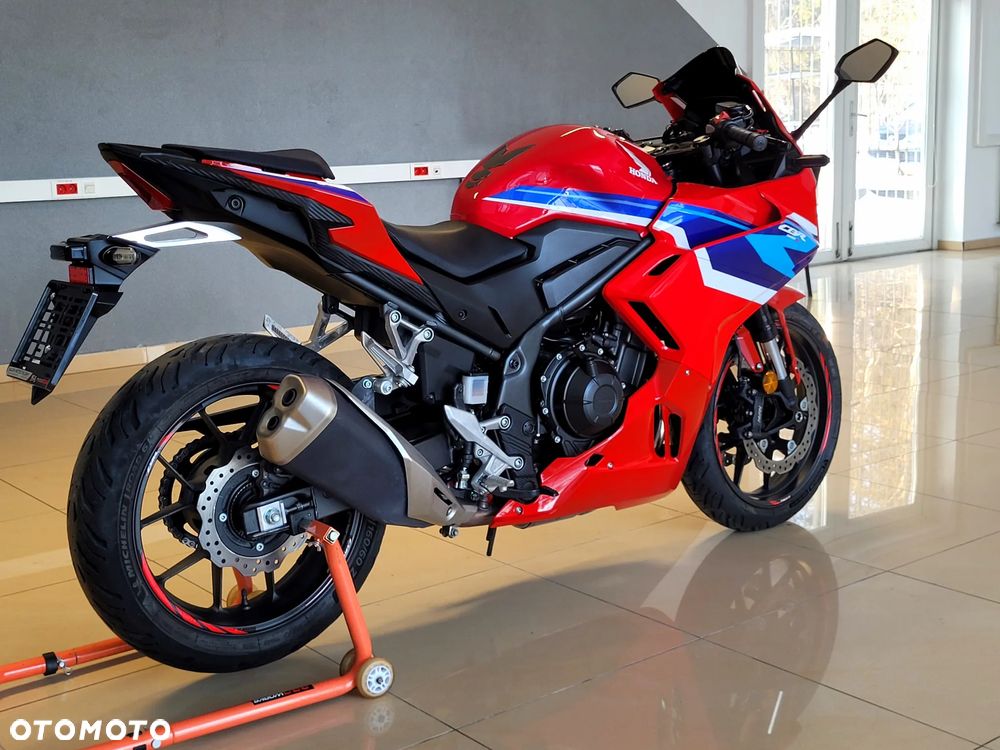 Honda CBR - 9