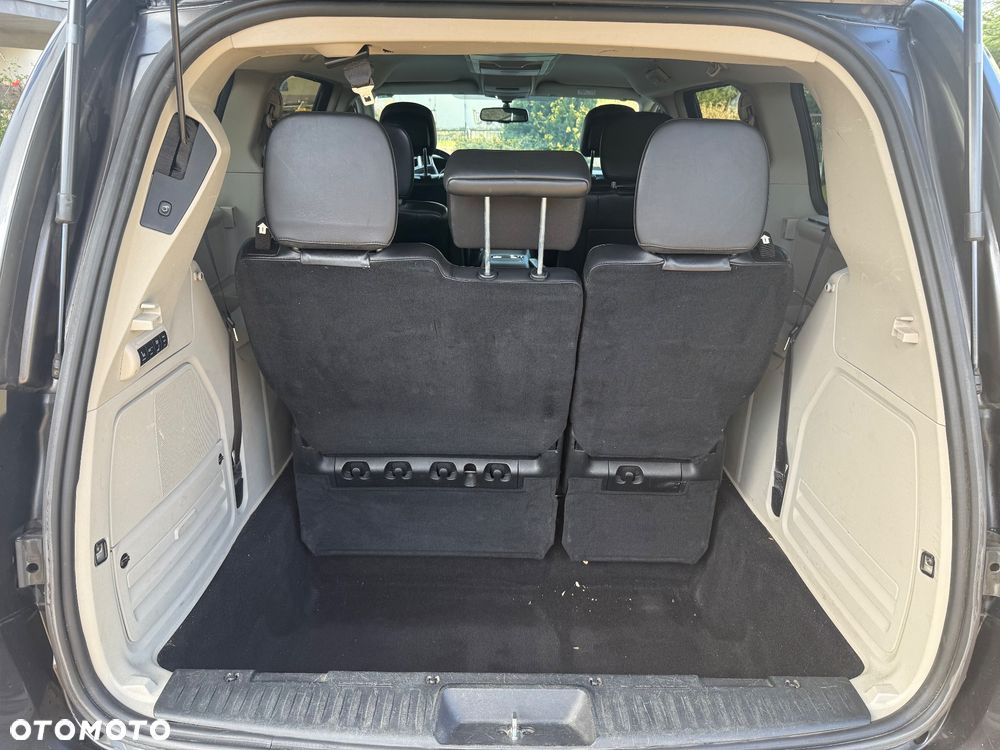 Lancia Voyager 2.8CRD Gold - 6