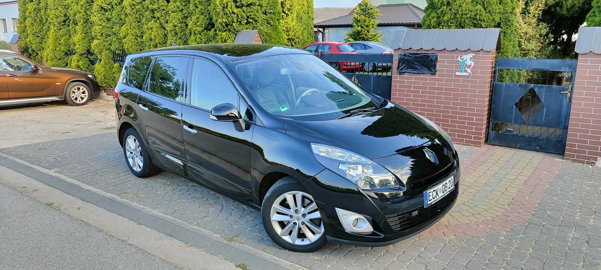 Renault Grand Scenic - 9