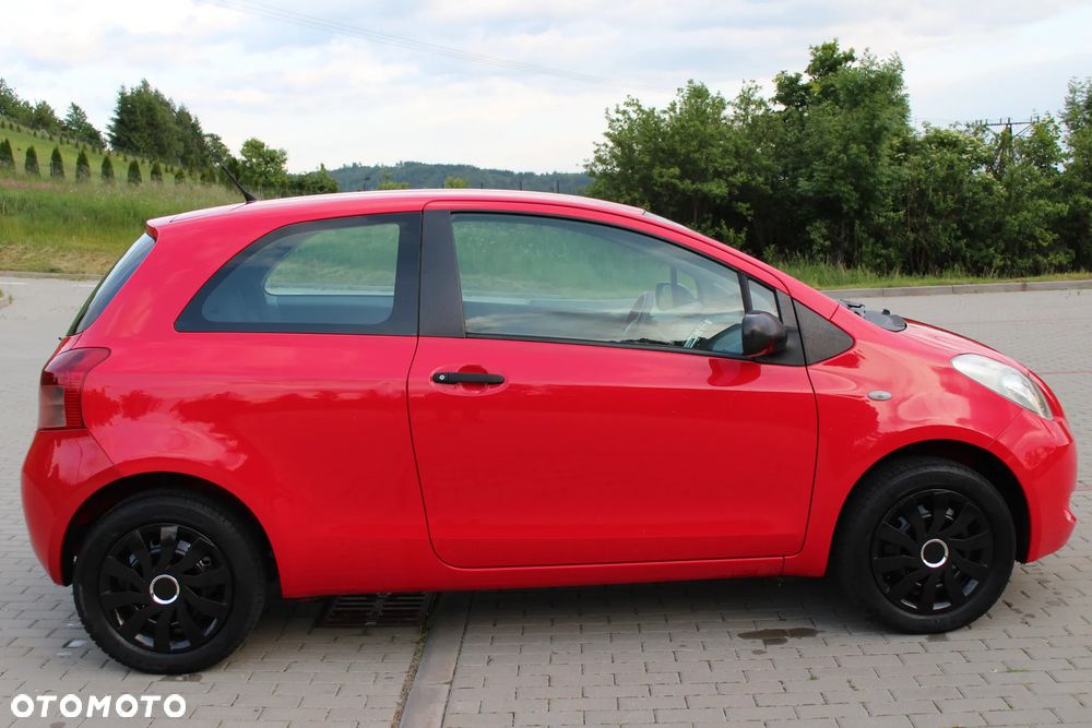 Toyota Yaris 1.0 VVT-i Sol - 8