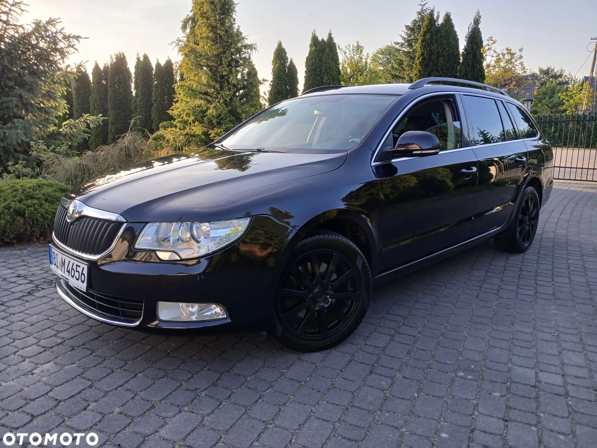 Skoda Superb Combi 2.0 TDI DSG Exclusive - 1