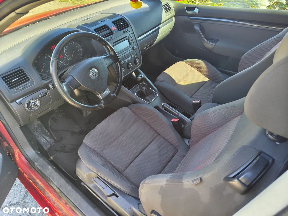 Volkswagen Golf 2.0 TDI DPF GT - 13