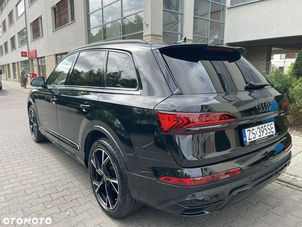 Audi Q7 - 11