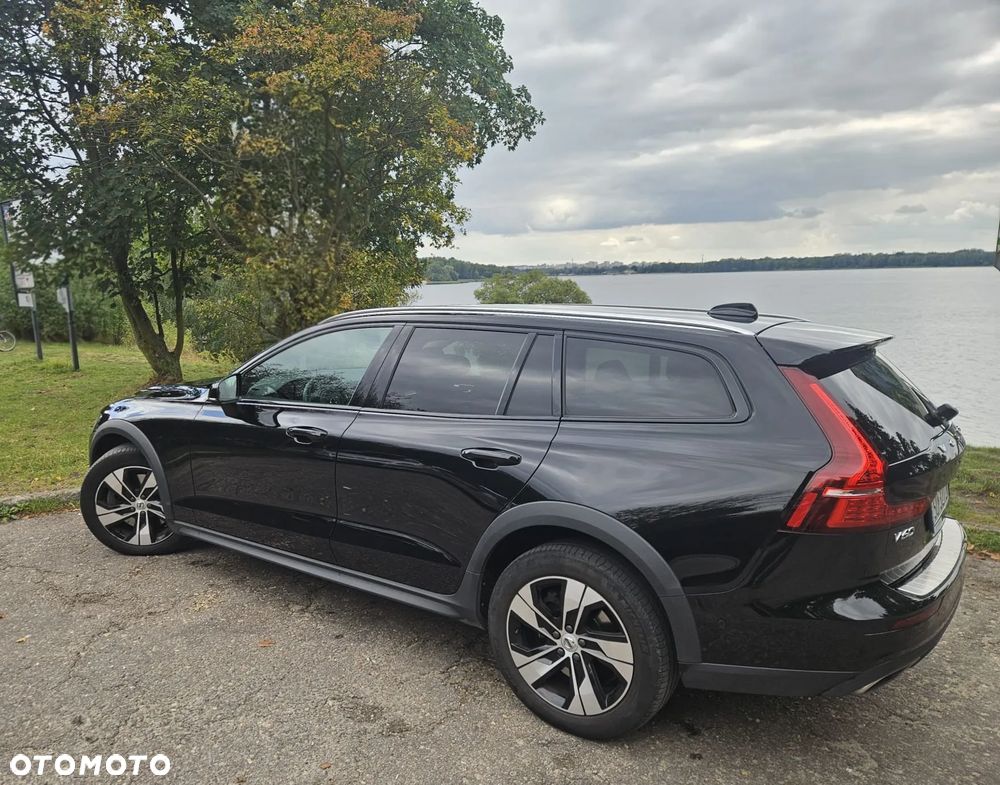 Volvo V60 Cross Country Pro B5 B AWD - 2