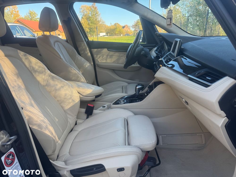 BMW Seria 2 218i Luxury Line - 24