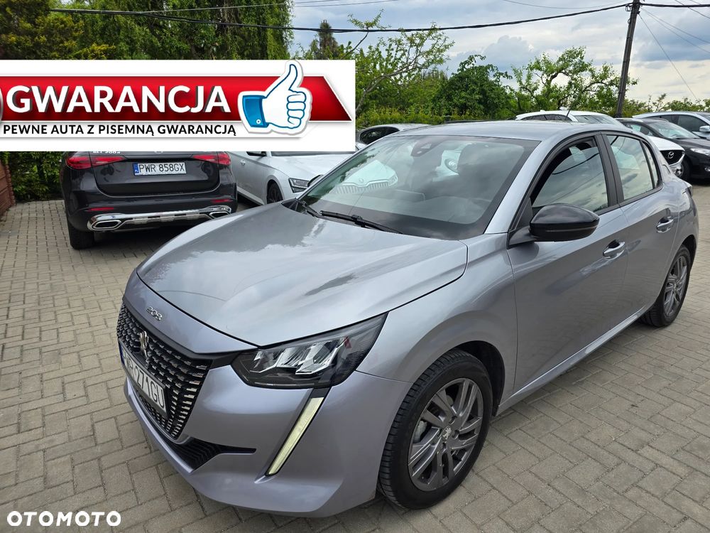 Peugeot 208 - 1