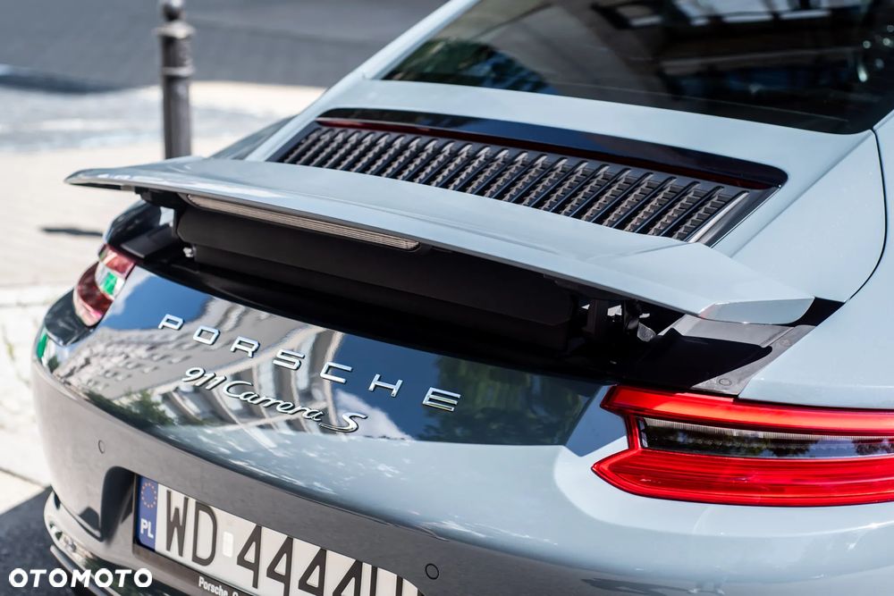 Porsche 911 Carrera S PDK - 18