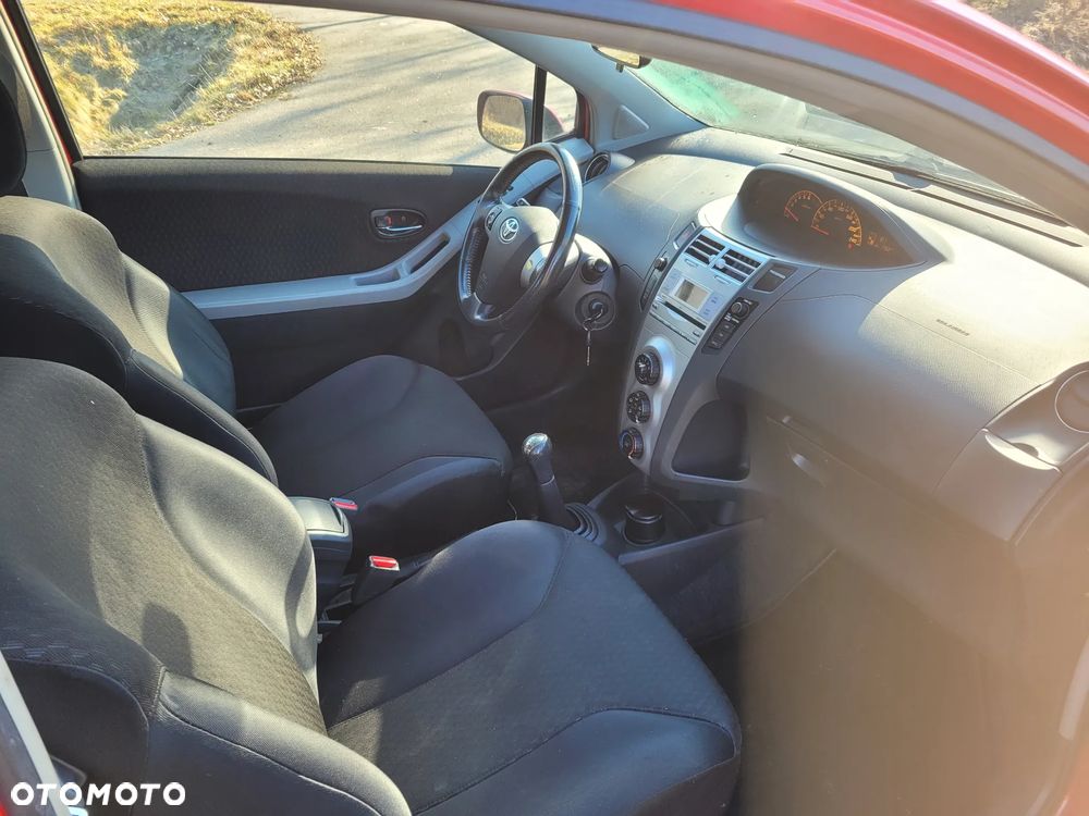 Toyota Yaris 1.8 VVT-i TSport - 7