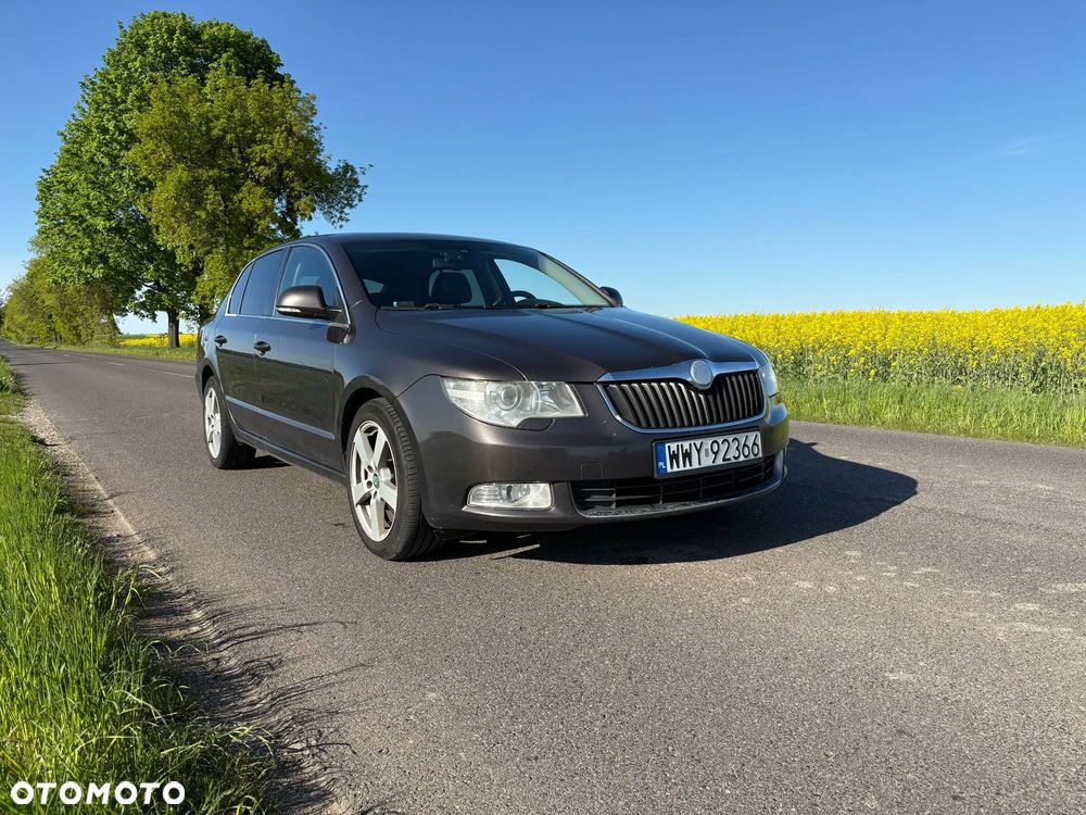 Skoda Superb 2.0 TDI Comfort - 1