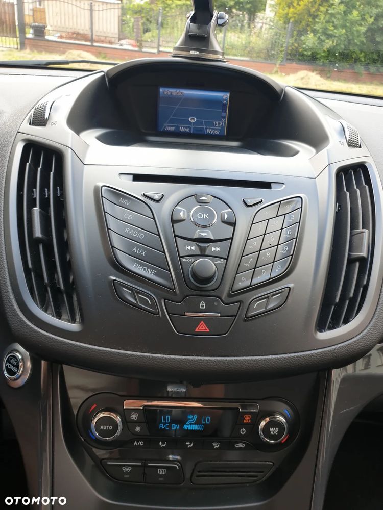 Ford Kuga 2.0 TDCi 4x4 Titanium - 29