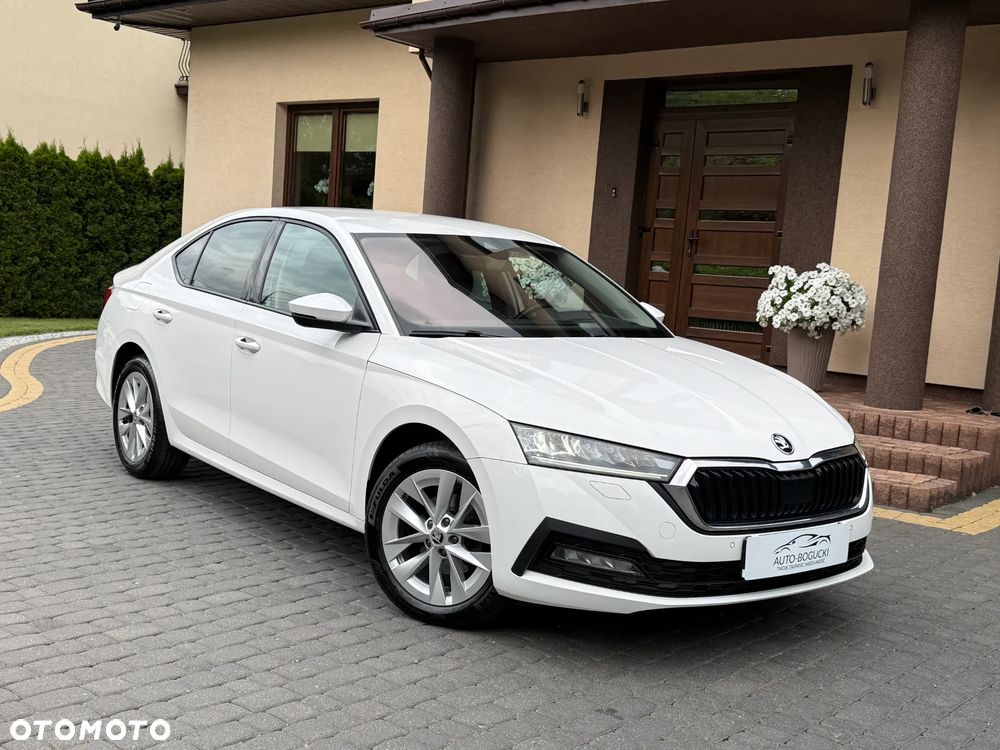Skoda Octavia 2.0 TDI Ambition DSG - 2