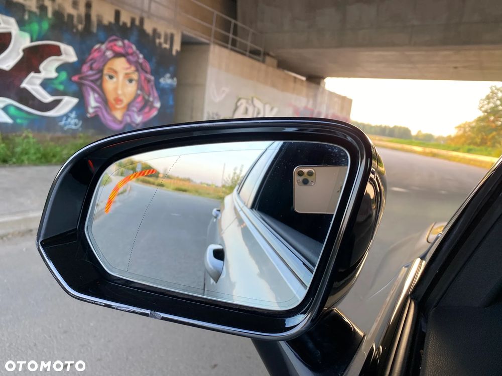 Volvo V60 B3 B R-Design - 19