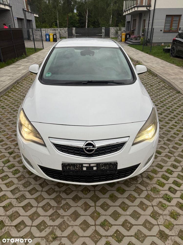 Opel Astra 2.0 CDTI Cosmo - 6
