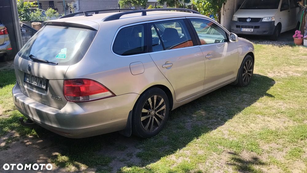 Volkswagen Golf 2.0 TDI Comfortline - 5