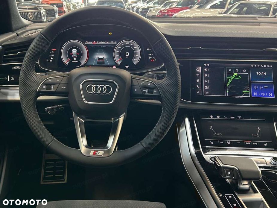 Audi Q8 - 7