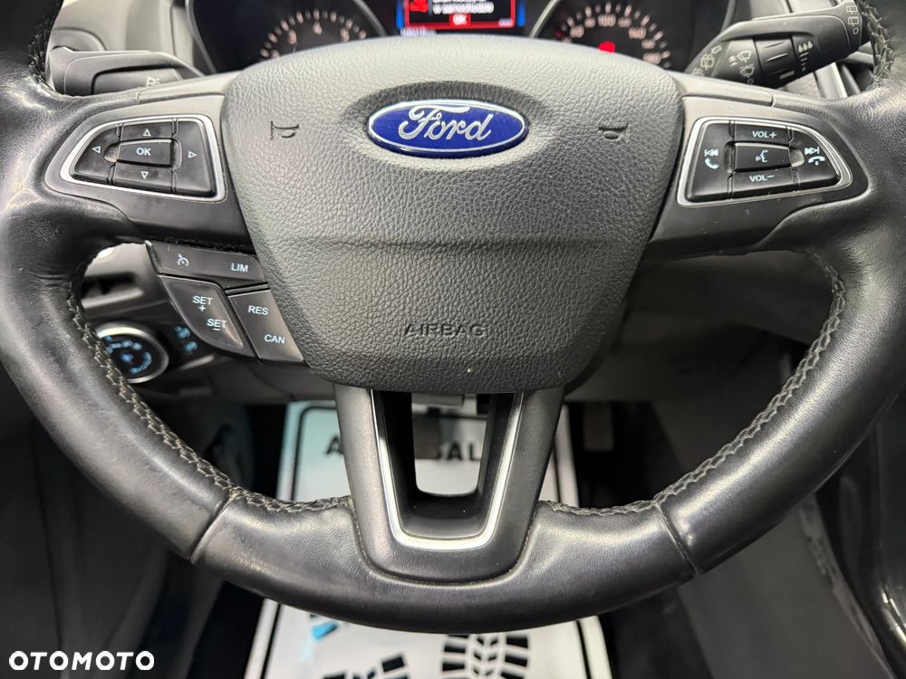 Ford Focus - 10