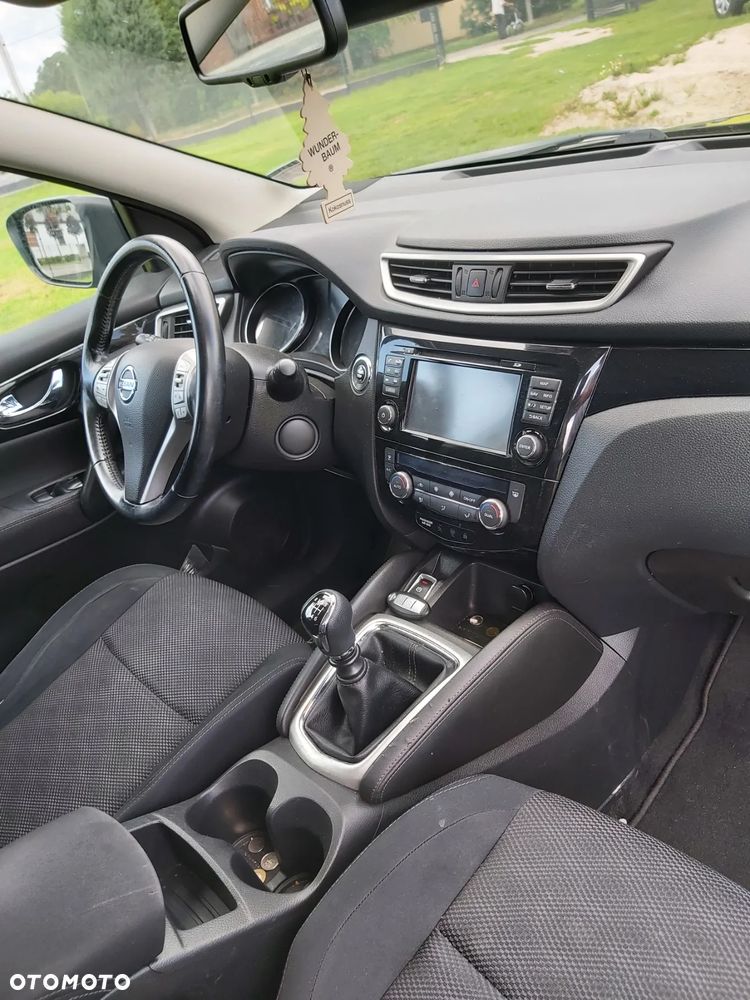 Nissan Qashqai 1.5 dCi Tekna - 24