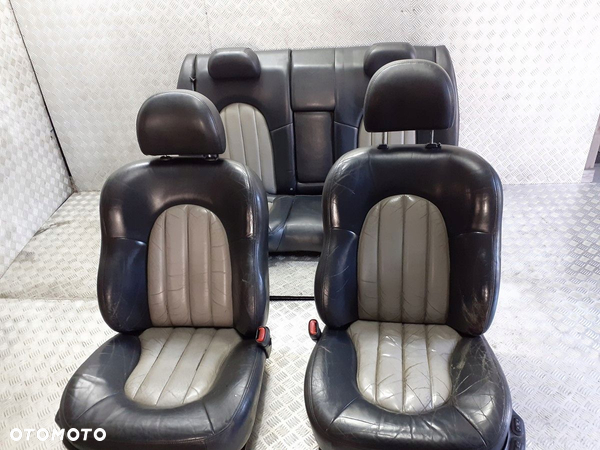 FOTELE SKÓRZANE KOMPLET CHRYSLER 300M
