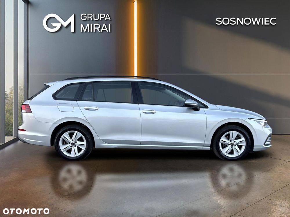 Volkswagen Golf - 6