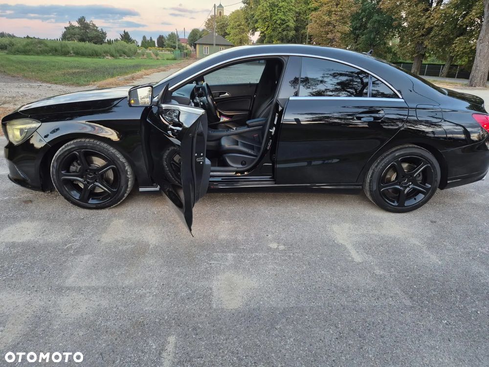 Mercedes-Benz CLA 250 4Matic 7G-DCT - 15
