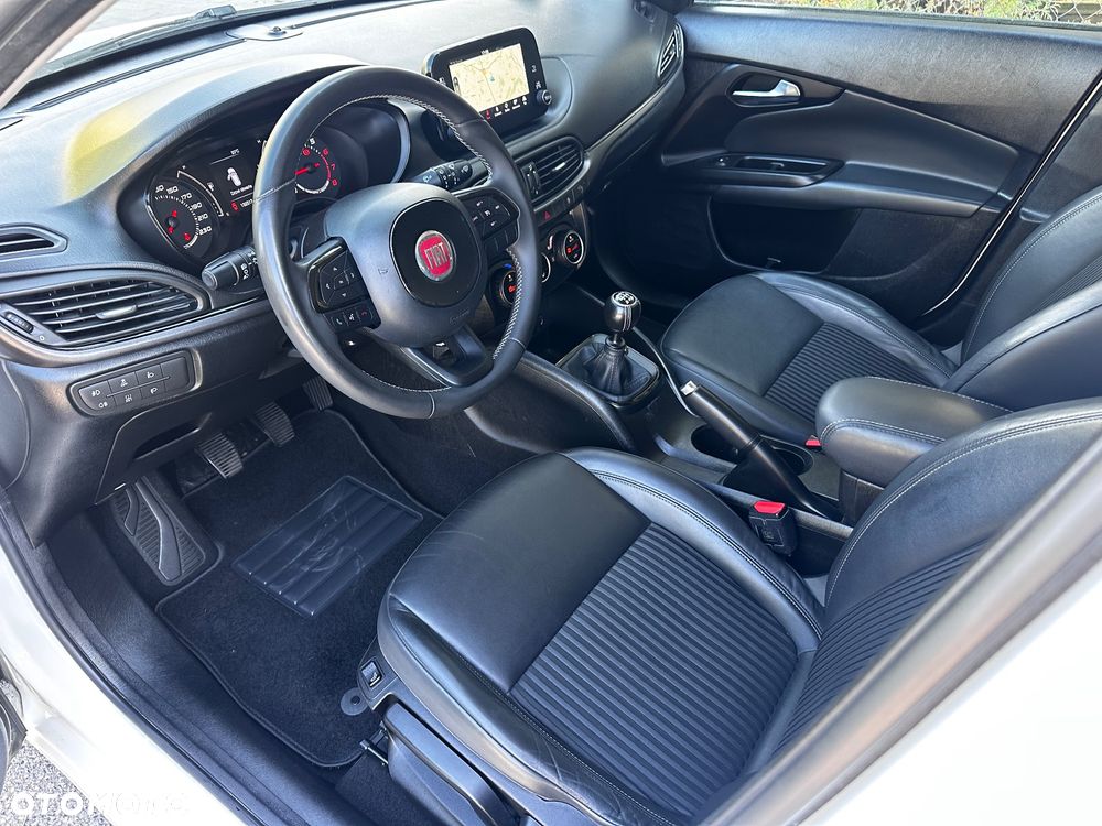 Fiat Tipo 1.4 T-Jet Business Line - 33