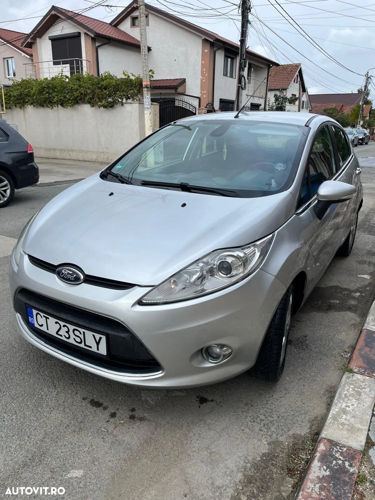Ford Fiesta - 2