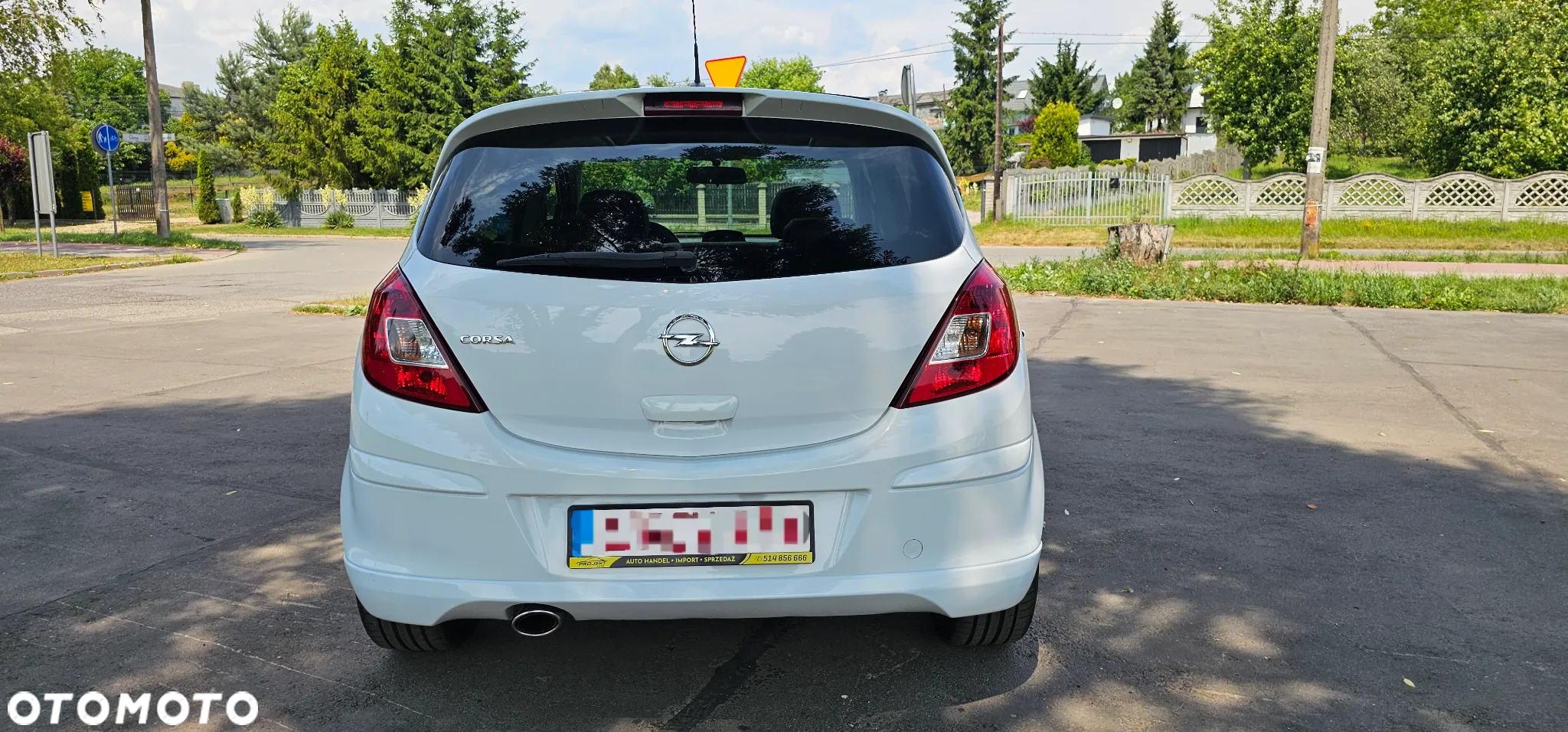 Opel Corsa 1.4 16V 150 Jahre - 11