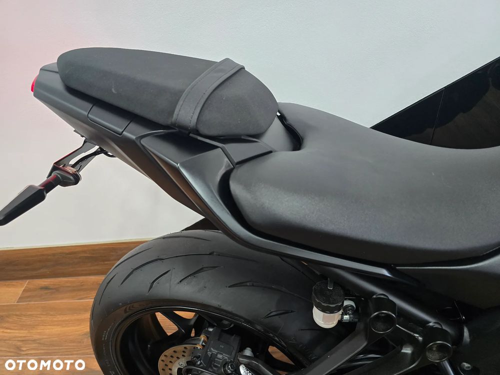 Yamaha MT - 21