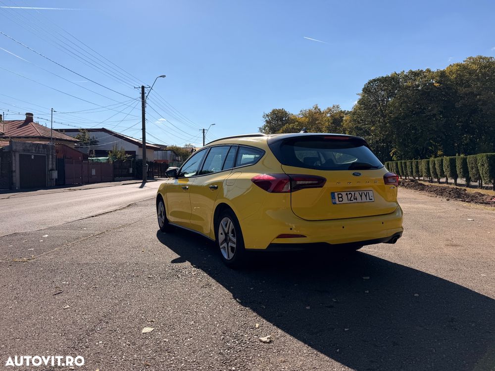 FORD Focus 2023 — imagine 21