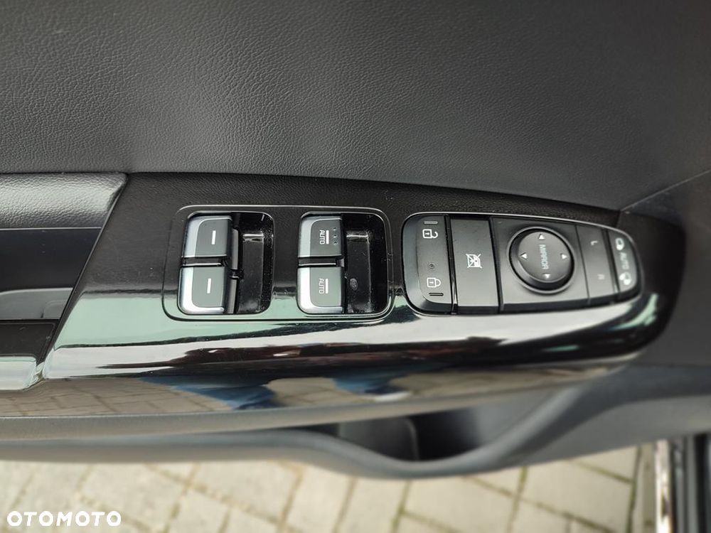 Kia Sportage 1.6 T-GDI Black Edition 4WD DCT - 19