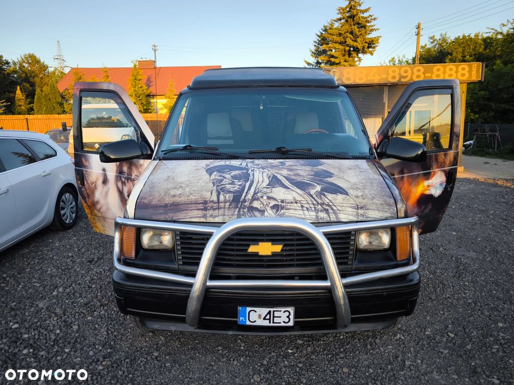 Chevrolet Astro - 20