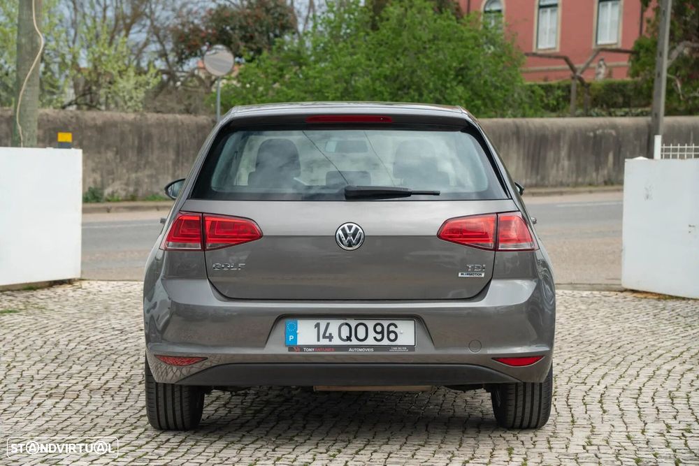VW Golf 1.6 TDI Confortline - 10
