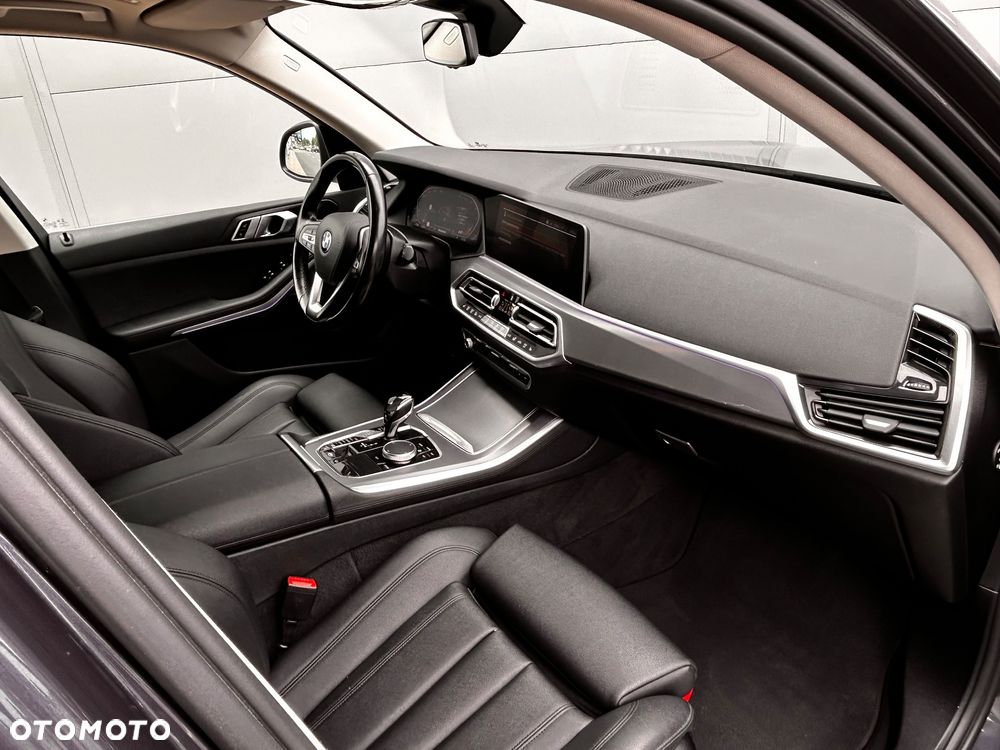 BMW X5 xDrive25d - 26