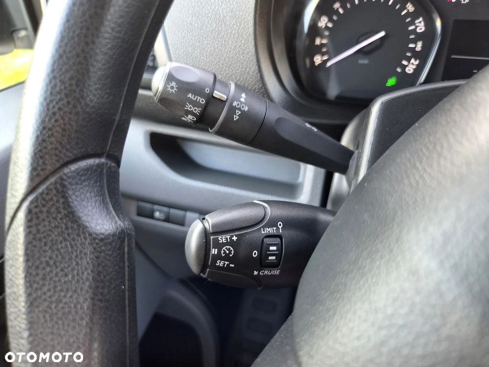 Peugeot Expert ZAB.BOTT KLIMA KAMERA WEBASTO NAVI FV23% - 37