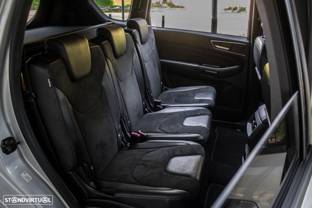 Ford S-Max 2.0 TDCi ST-Line - 38