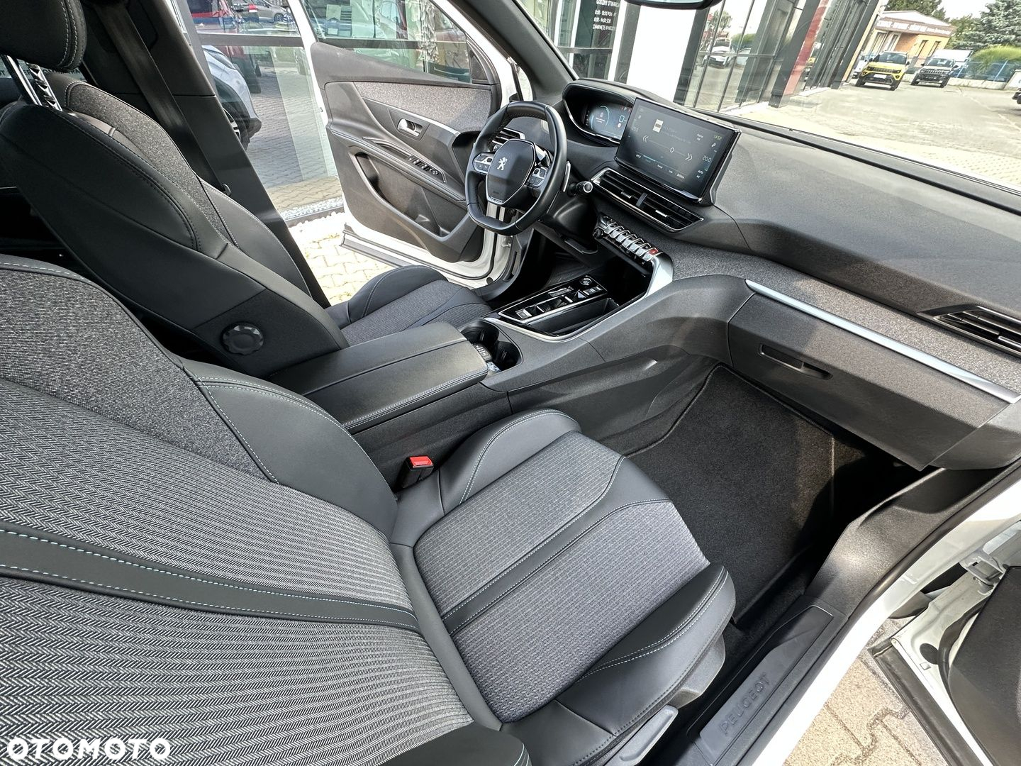 Peugeot 3008 - 21
